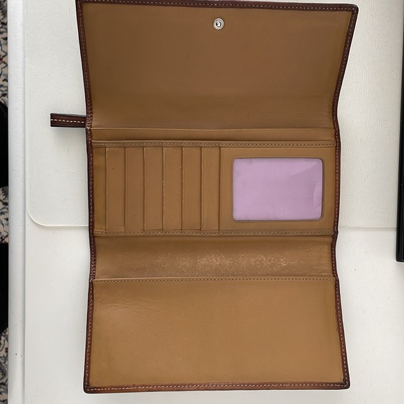 Coach three fold wallet with cheque book - Picture 4 of 7